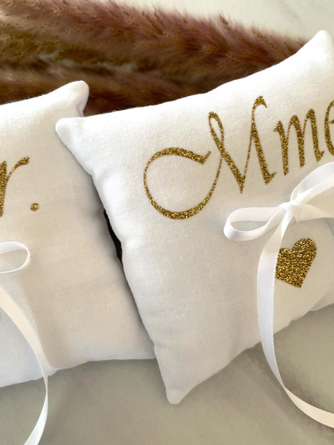 Miniature : Duo de Porte alliances de Mariage doré et blanc MR. & MME. personnalisables