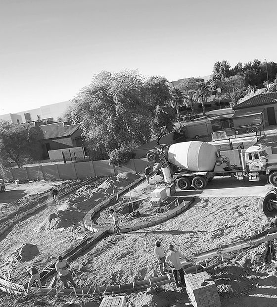 Paver%20Border-1-BW_edited.jpg