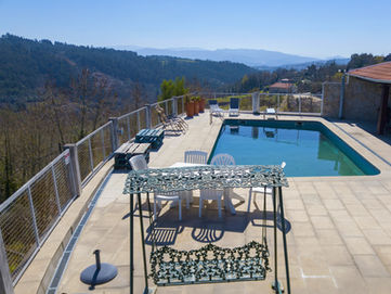 casa-cima-piscina.jpg