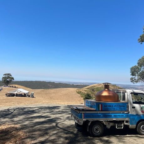 A Dream Wedding in Inman Valley: Pizza Catering in Adelaide with a View