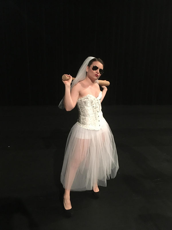 Les mariées, Clio PILLON
