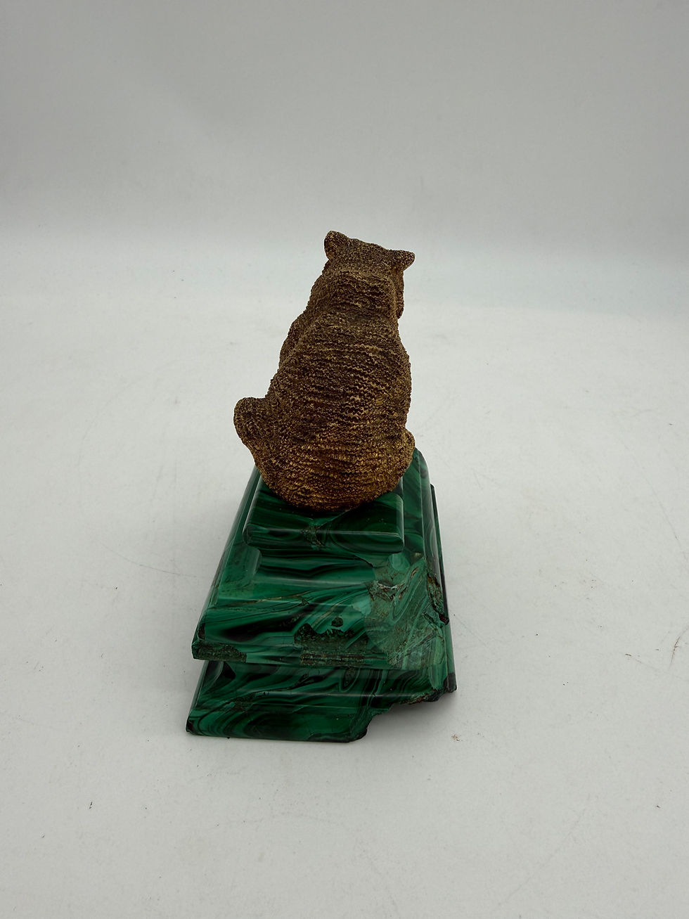 Thumbnail: Sculpture of a bear in gilded bronze 