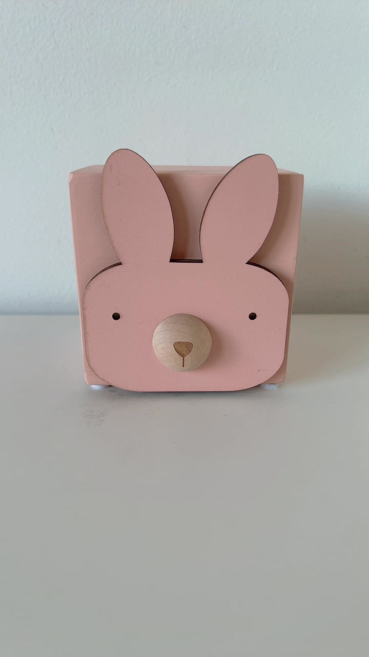 Thumbnail: Menagerie Music Box