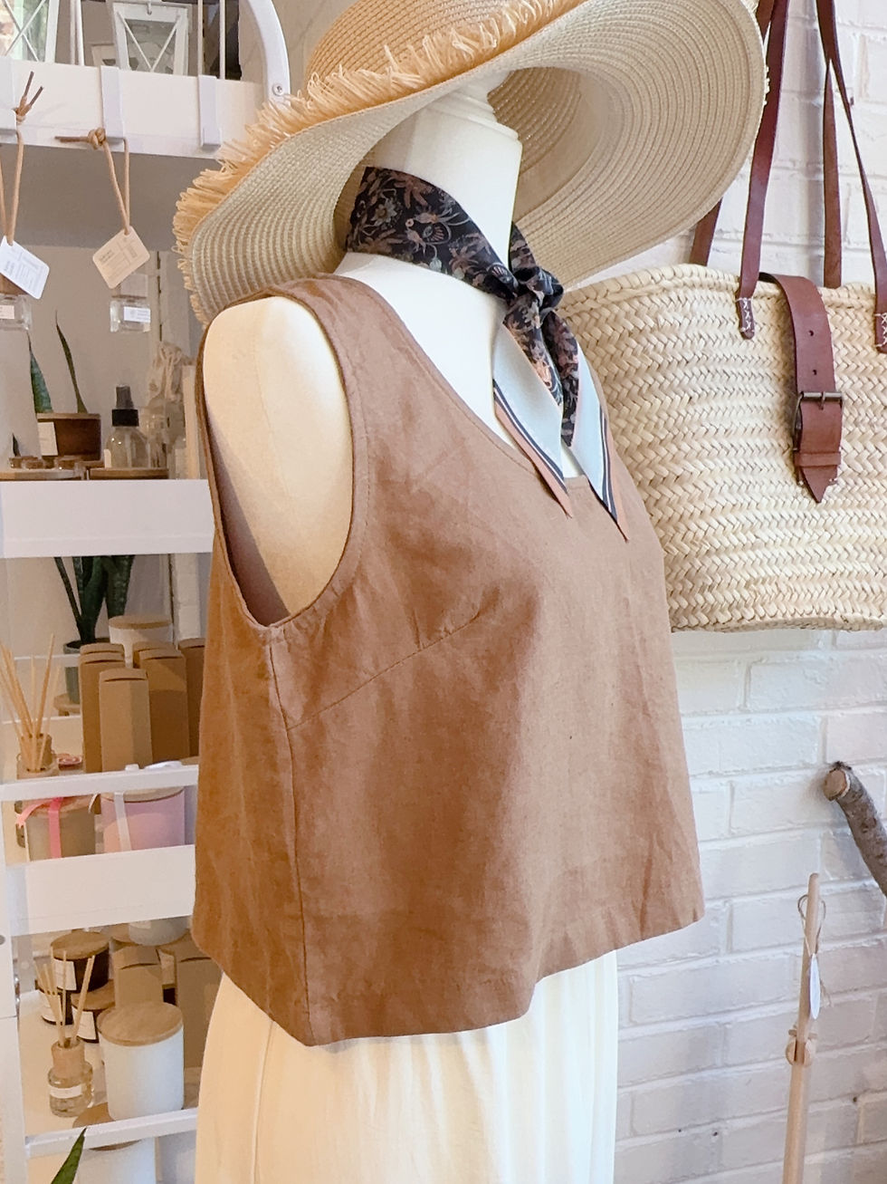 Thumbnail: Brown Sleeveless Linen Top