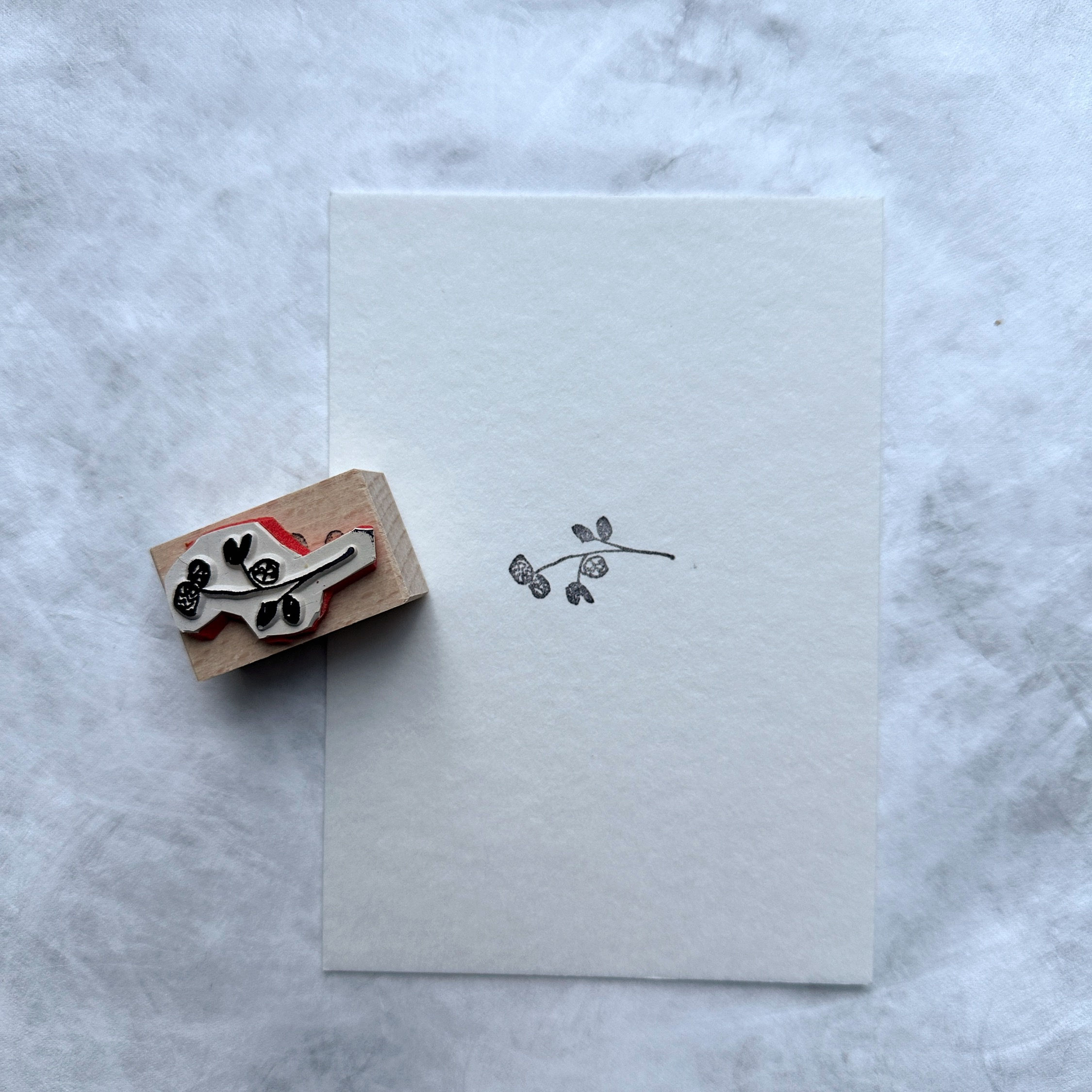 kerst . stempel 'dennenappels'