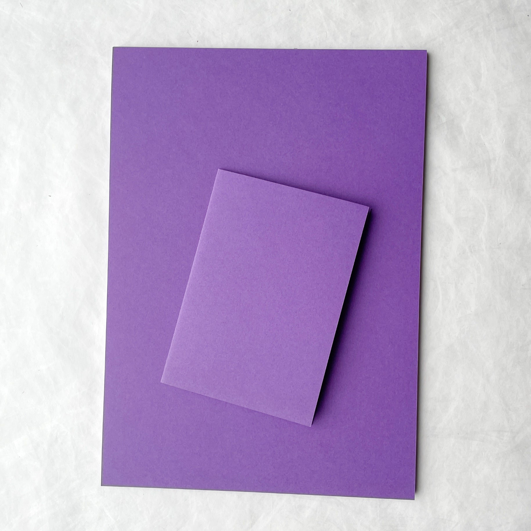 mat papier violet