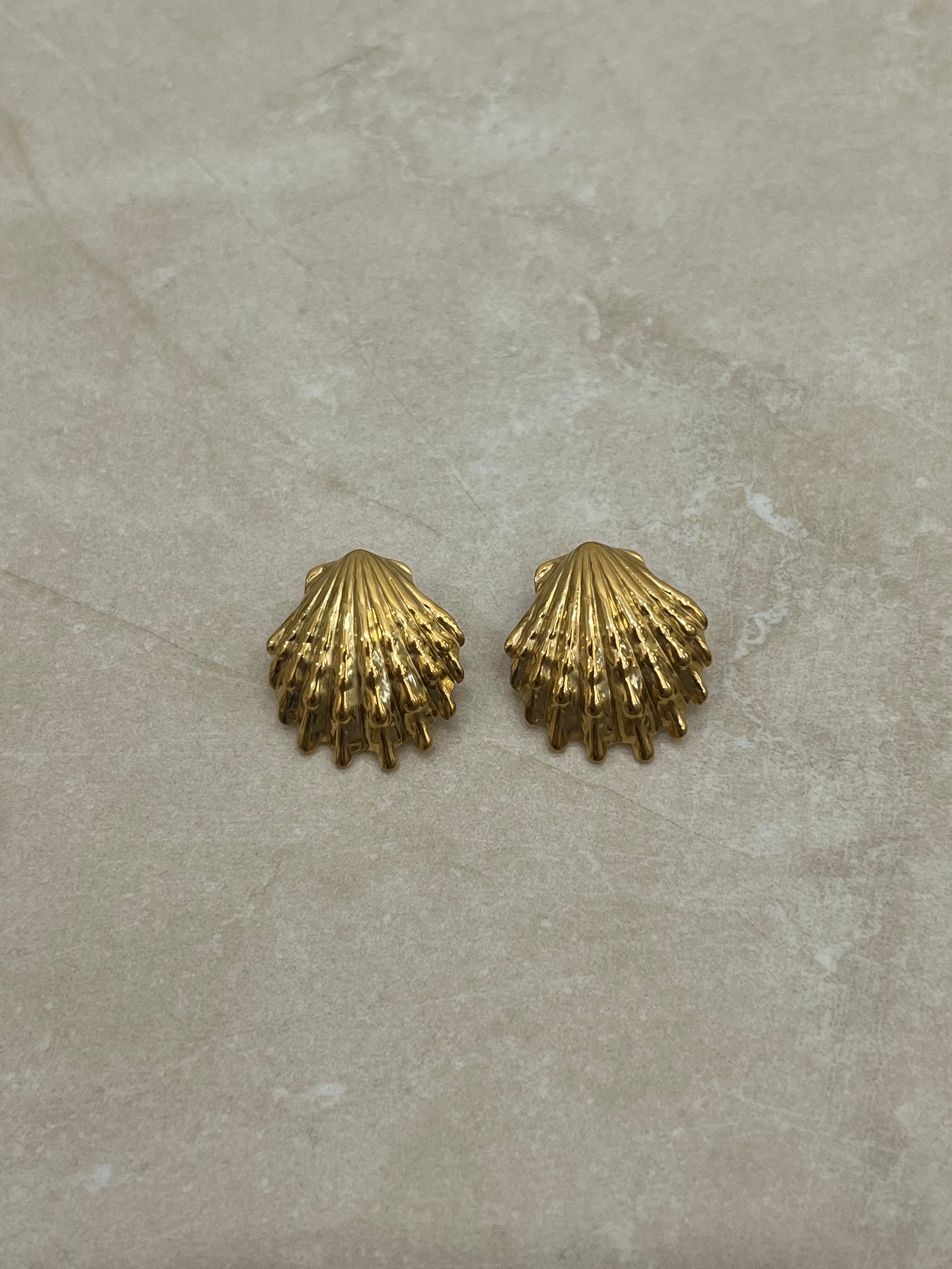 Golden Seashell