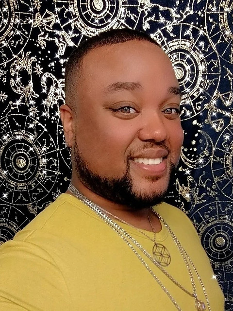 Spiritual Psychic Damarion DeLune