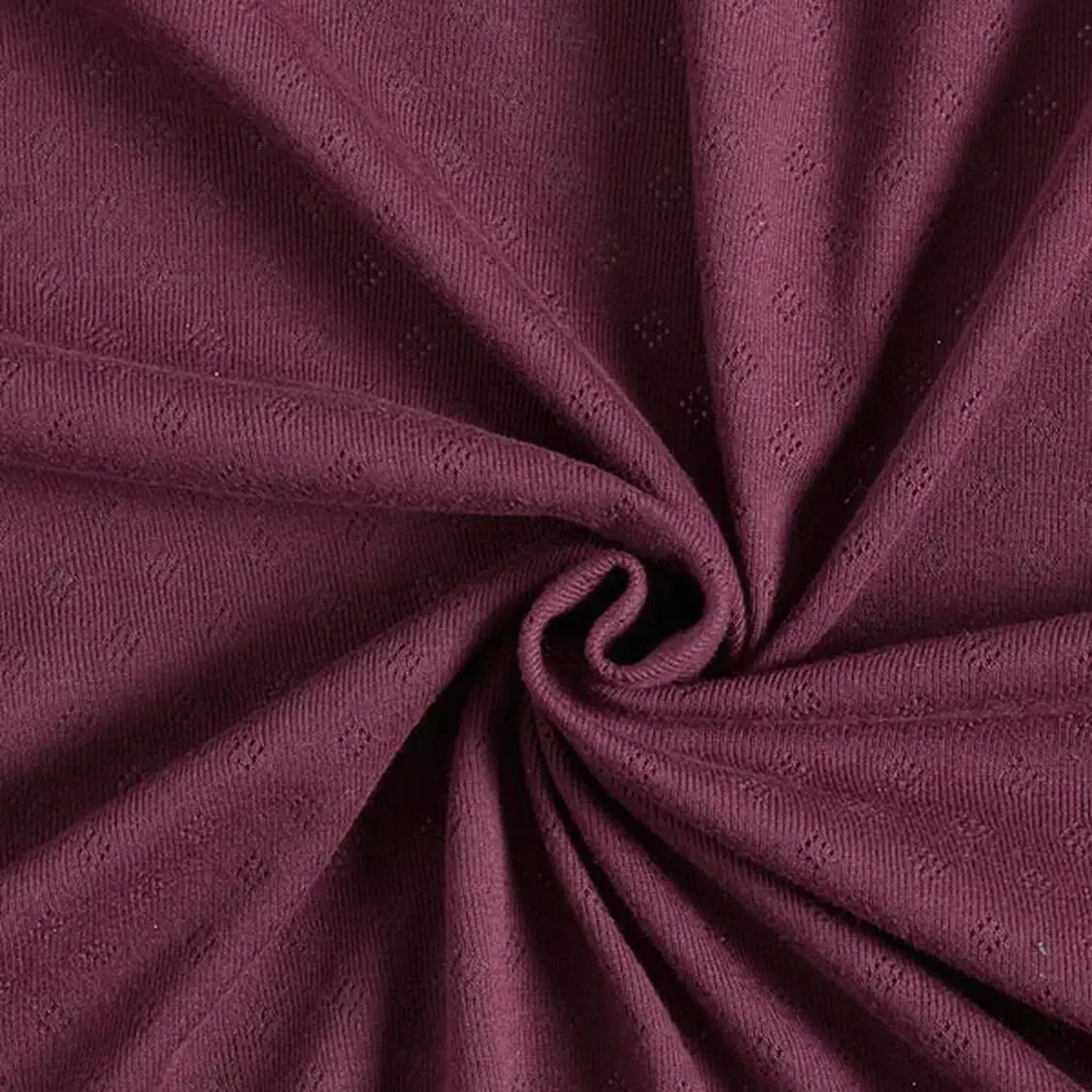 J7 - Jersey - Feinstrick Lochmuster – Aubergine