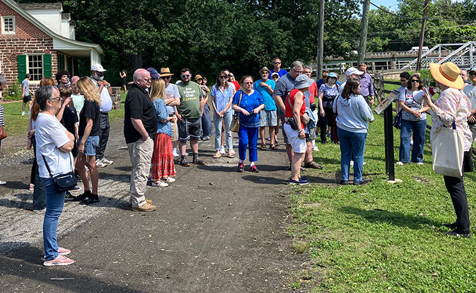 Pop up Walking Tour of HNBL