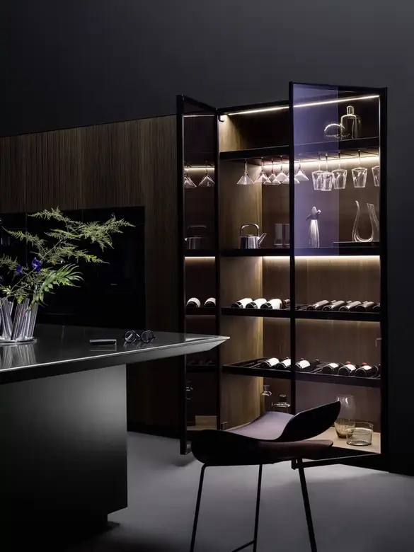 edvige_natali_cuisines_luxe_design_vitrine_éclairée