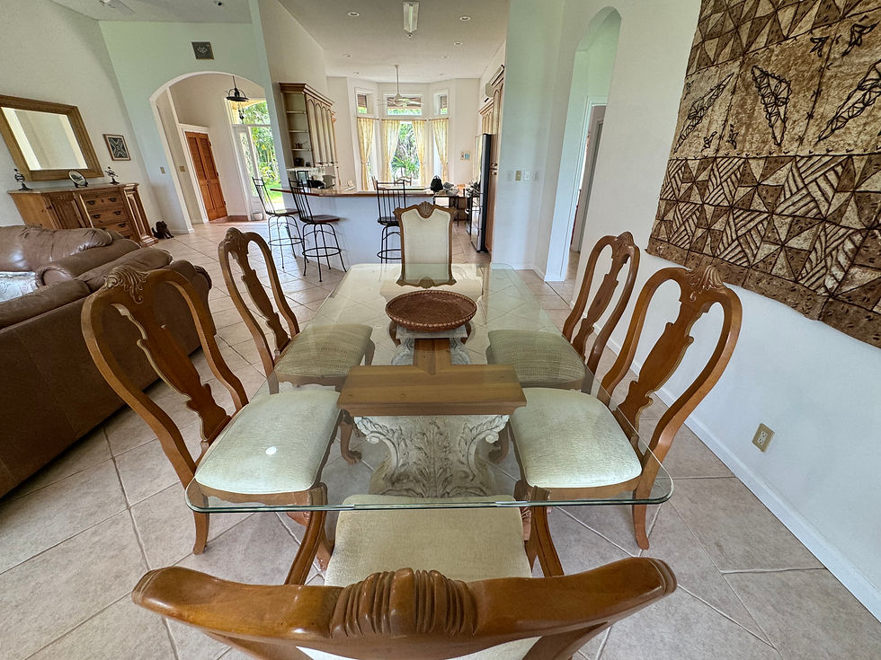 Villa Dining are1