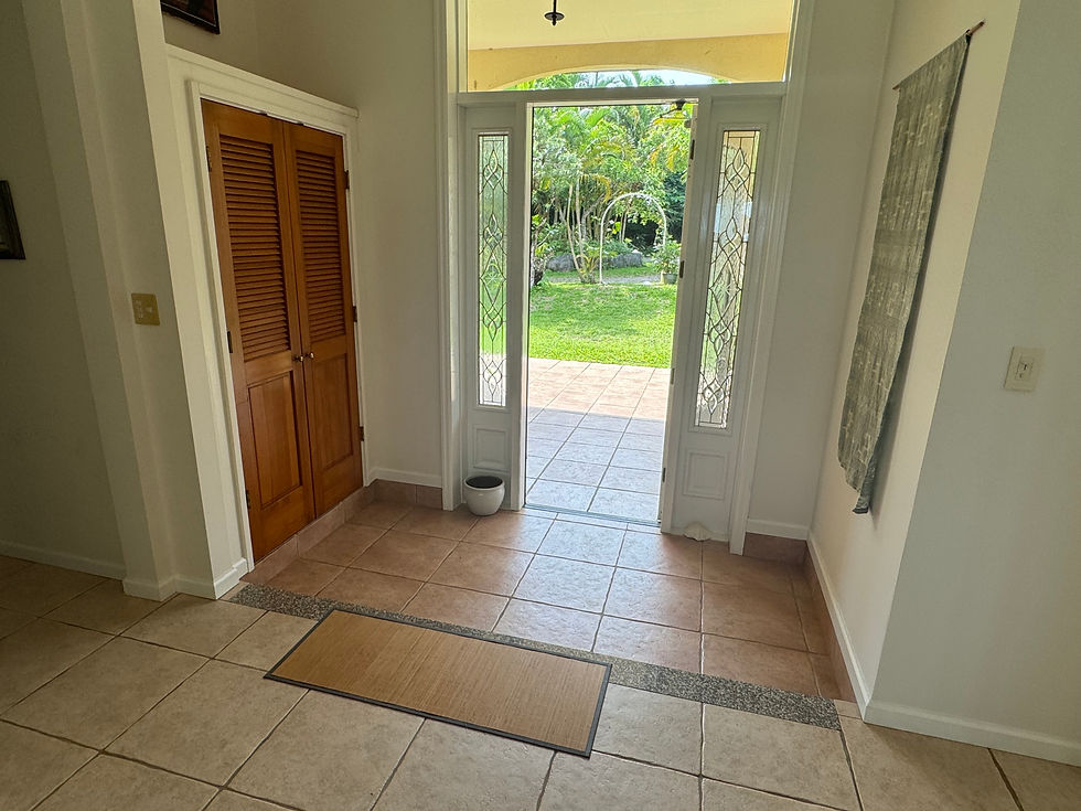 Villa Entrance2