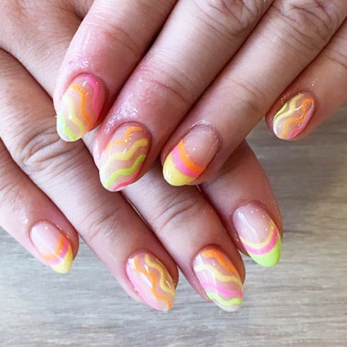 Pastel summer nails