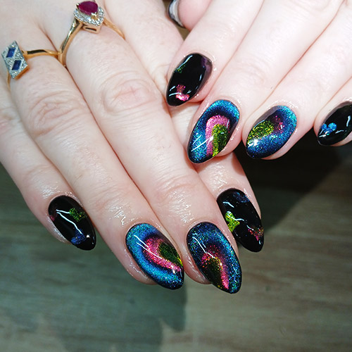 colourful glitter manicure