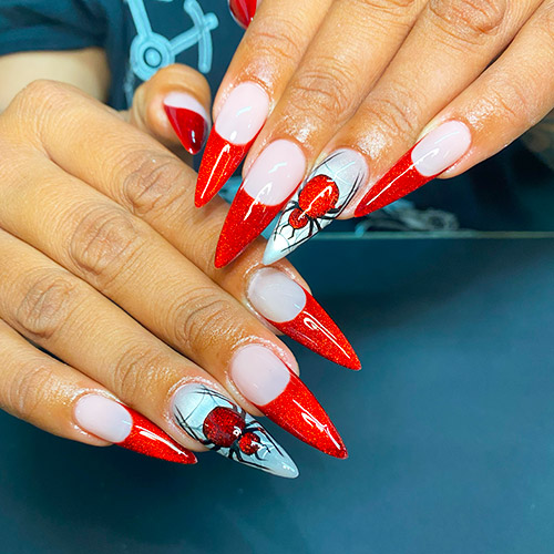 Creepy halloween nails