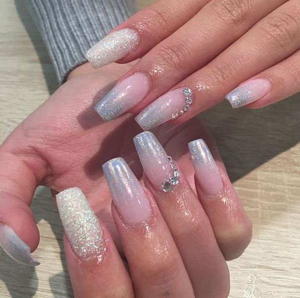 Silver ombre manicure