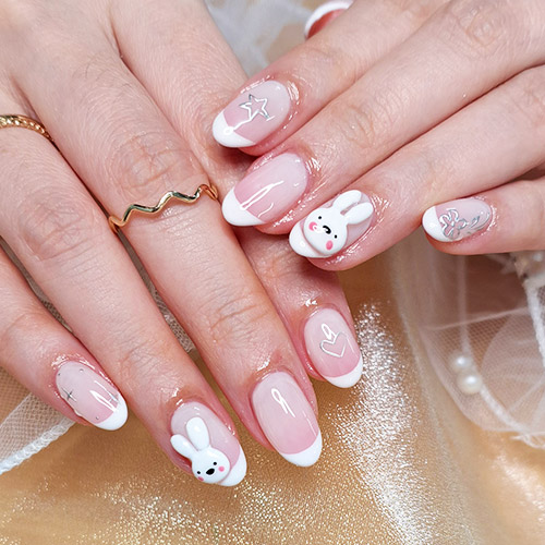 French tips nail art