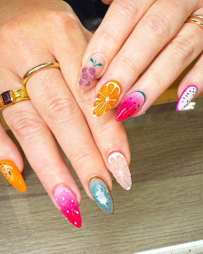 Summer nails