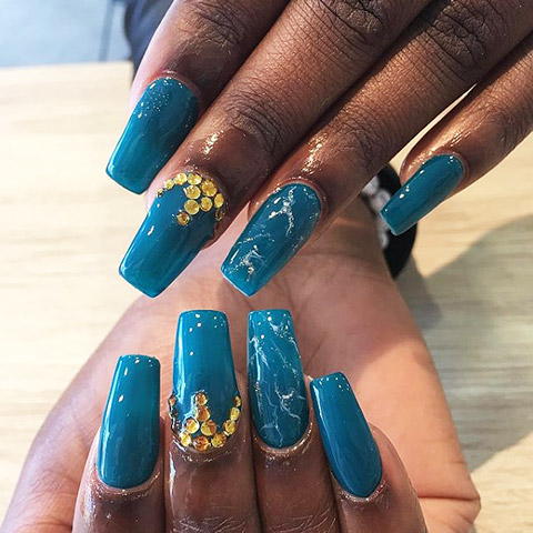 Aqua marble manicure