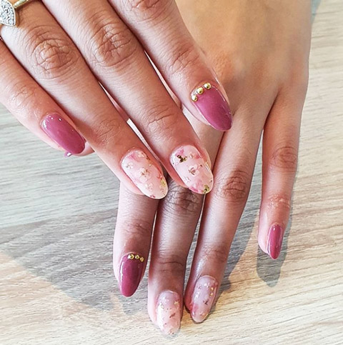 Gel nail art
