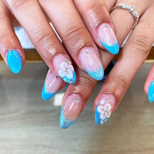 Blue french tips