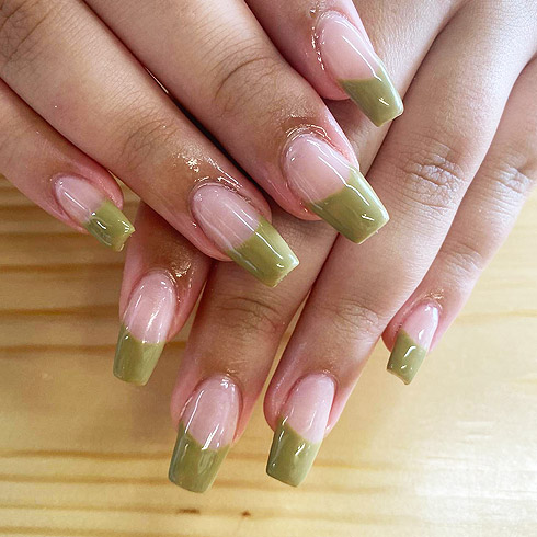 Olive summer nails