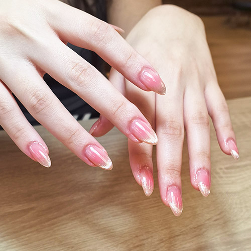 Glitter nail art on medium extensions