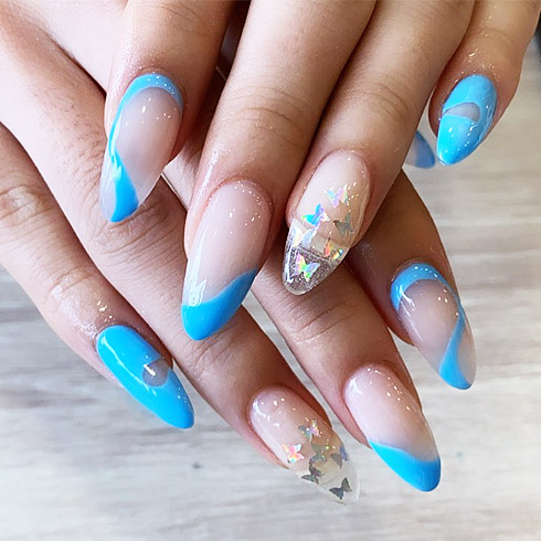 Blue summer nails