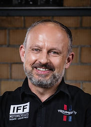 2rad - Daniel Iff_edited.jpg