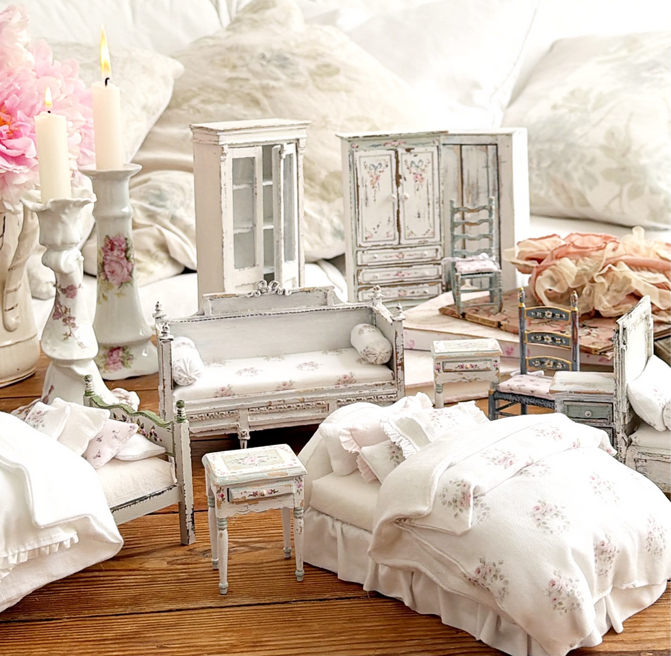 Thumbnail: Miniature Day Bed
