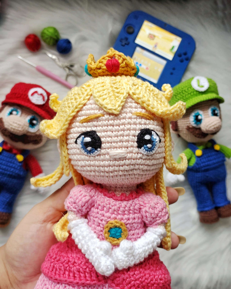 Miniatura: PDF Princesa Peach com vestido (PT-ENG)
