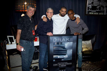 Drake's "Views" Is The First Album To Reach 1 Billion Streams On Apple Music