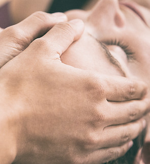 Head Massage_edited.jpg