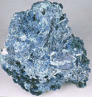 Bisbeeite (type specimen) replacing shattuckite