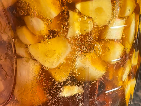 The Potential Benefits of Fermented Garlic and Honey Cinnamon + How to Make It at Home