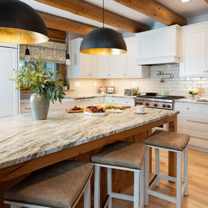 Pewaukee lake log home