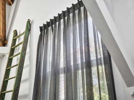 Voilage de couleur sur mesure