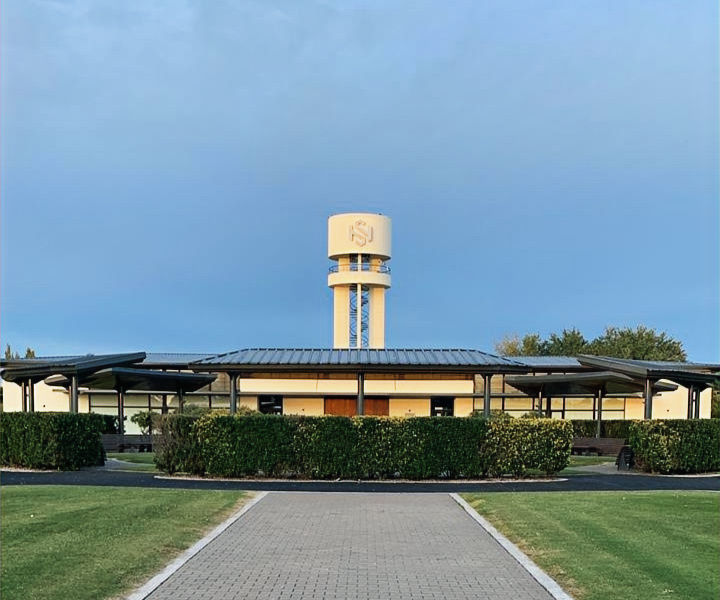 Tattersall Solís sale a la cancha con la prometedora Gran Venta Solís