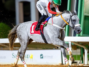 Intense for Me fue cuarto reprisando; debutó Pereyra en Emiratos Arabes