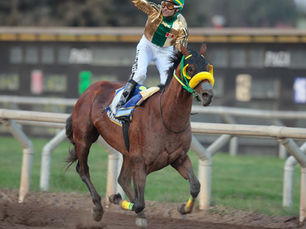 Calvente and Khamal, a perfect partnership, captured the National Derby at Monterrico