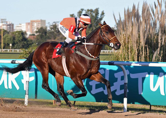 Atrevido Electric Cruises Home in Triumphant Return / HSI