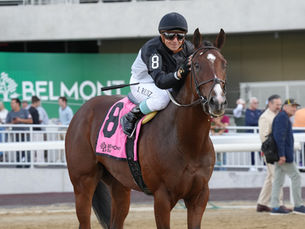 Jorge Ruiz Díaz hizo historia en el nuevo Belmont Park con Doubting Thomas