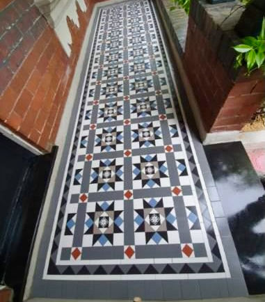Federation-style tiled verandah in Sydney, Newcastle & Melbourne with tessellated design.