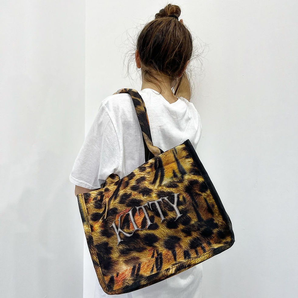 Thumbnail: Hot Kitty - ჩანთა