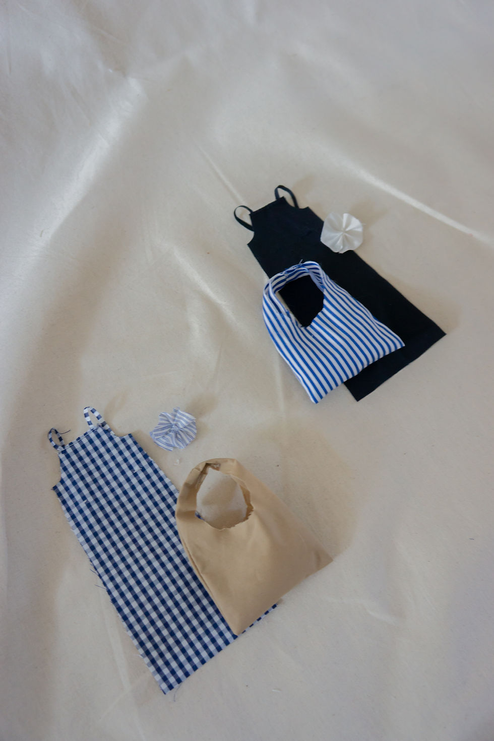 Miniature : Box Robe tablier longue