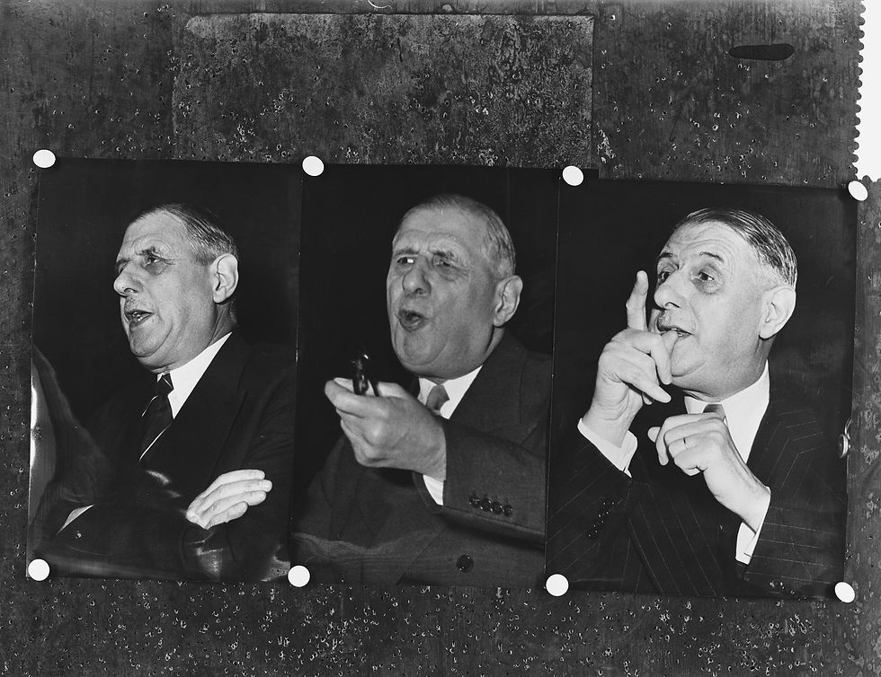 Charles de Gaulle em maio de 1958, antes da fundação da Quinta República.