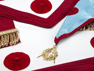 Masonería: - ¿ UN DIOS HETERODOXO ?