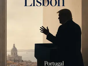Capa editorial da Atlantic Lisbon com silhueta de Donald Trump junto a um púlpito, vista sobre Lisboa e o título Portugal no vocabulário pessoal de Trump.
