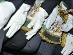 Das größte Geheimnis der Freimaurer ist, dass sie keins haben; so kann man mit Recht sagen